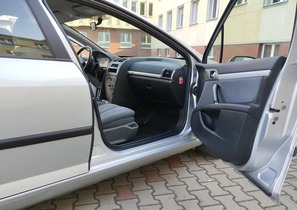 Peugeot 407 cena 9900 przebieg: 210000, rok produkcji 2005 z Racibórz małe 137